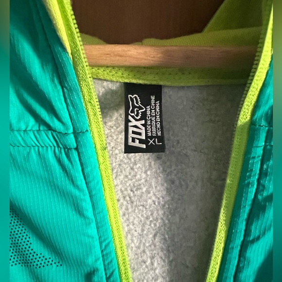 Fox XL Women’s Zip Up Hoodie - Picture 5 of 5